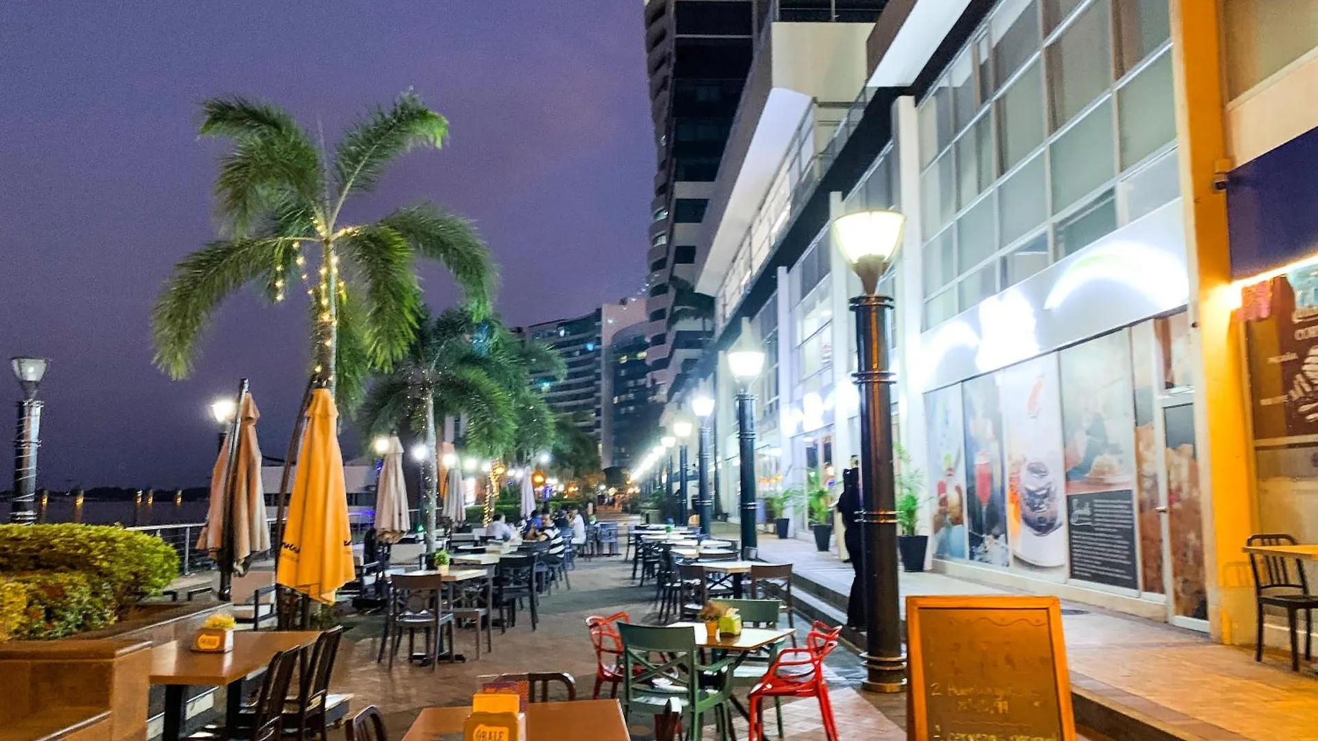 Apartmán Depa 2 Habitaciones Vista A La Ciudad - Rio Con Parking Free Guayaquil