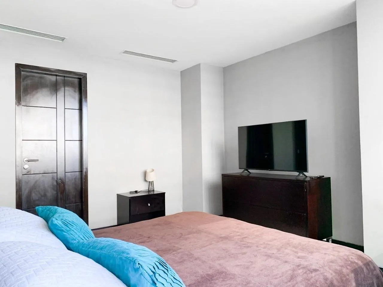 Depa 2 Habitaciones Vista A La Ciudad - Rio Con Parking Free Guayaquil