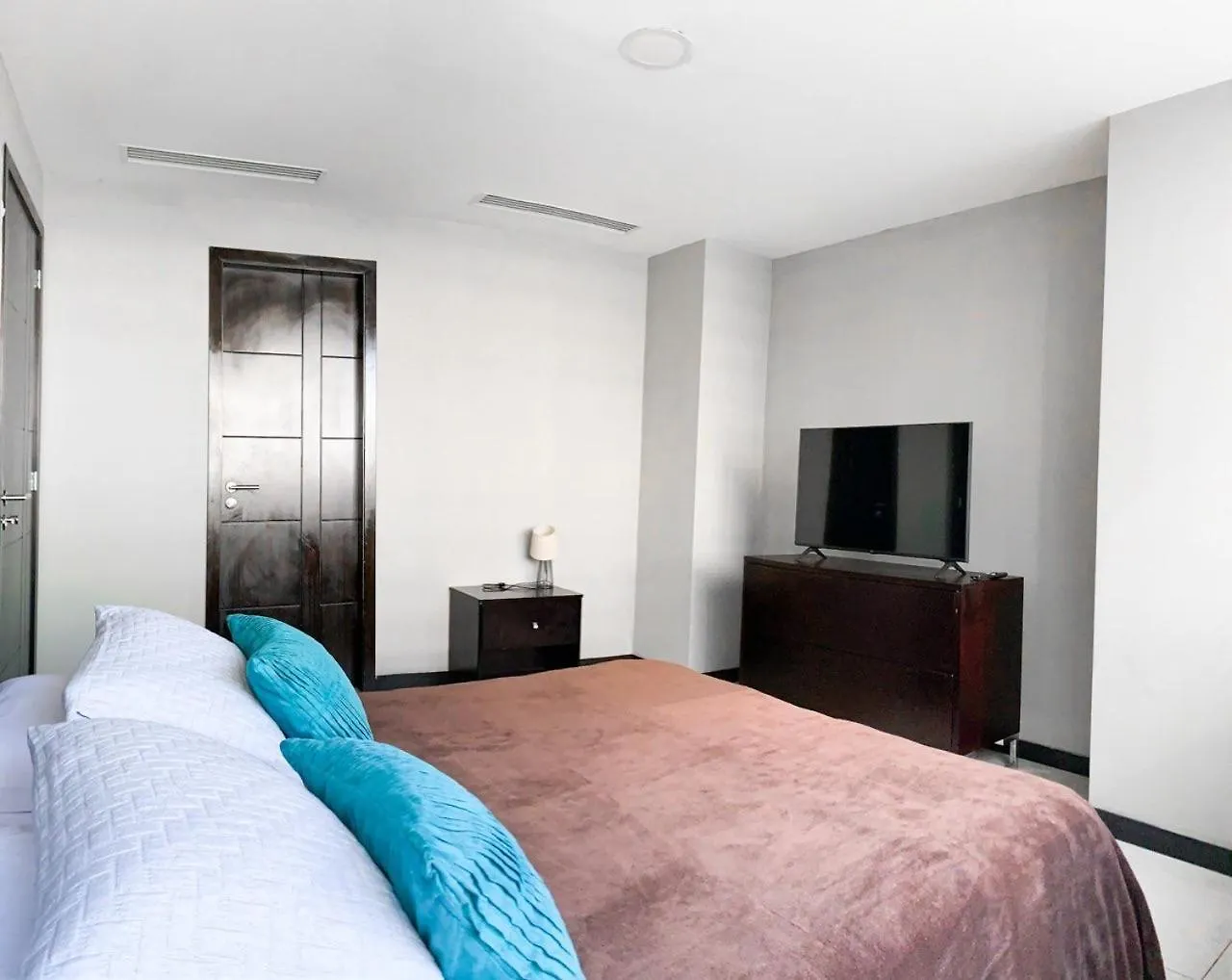 Apartmán Depa 2 Habitaciones Vista A La Ciudad - Rio Con Parking Free Guayaquil