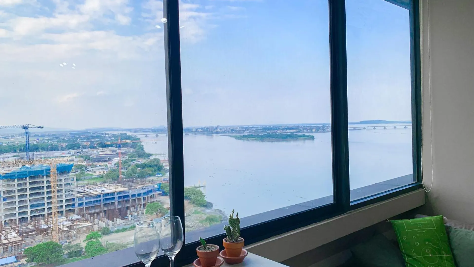 Apartmán Depa 2 Habitaciones Vista A La Ciudad - Rio Con Parking Free Guayaquil Ekvádor